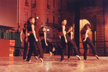 danza di apertura